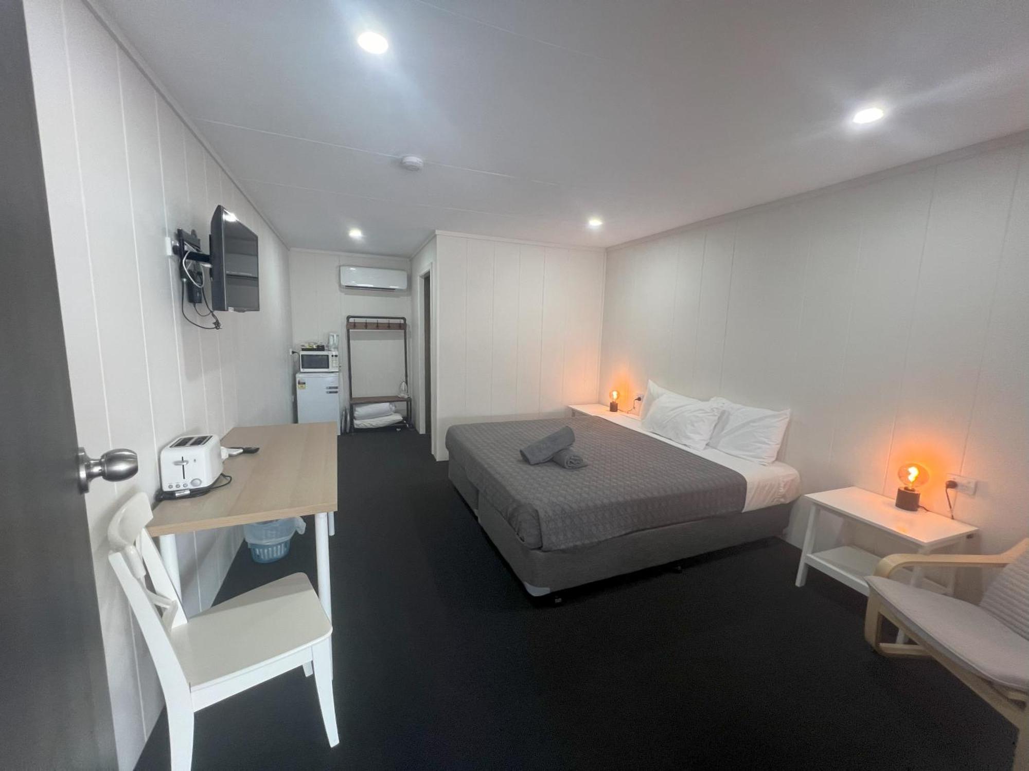 Abajaz Motel-Central-King Bed-Shaded Parking Longreach Eksteriør billede
