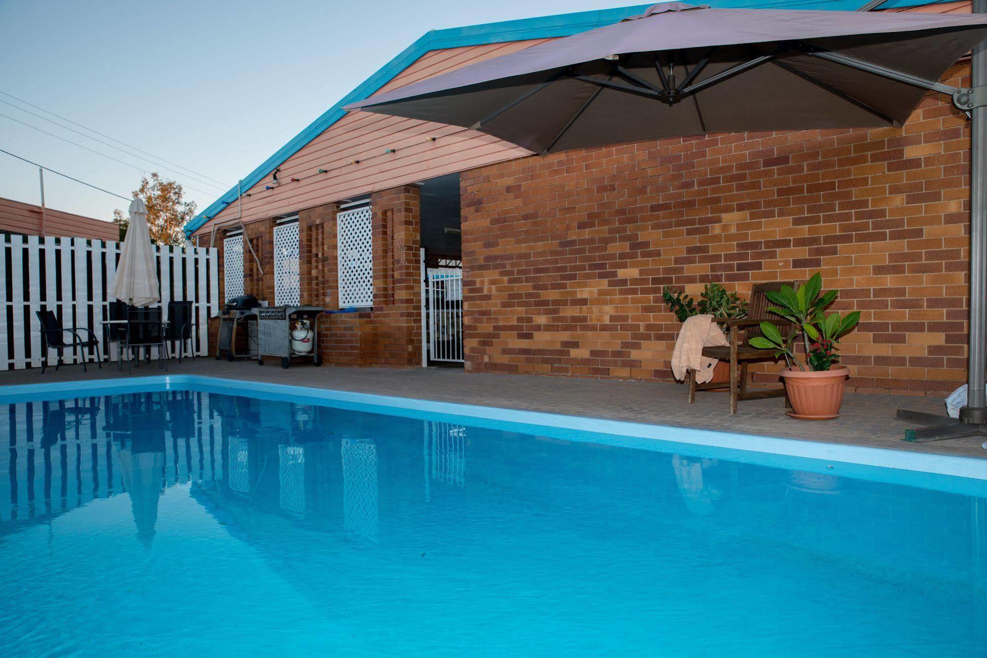 Abajaz Motel-Central-King Bed-Shaded Parking Longreach Eksteriør billede